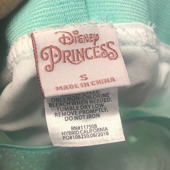 Disney princess sequins and white skirt Size medium - Picture 10 of 13